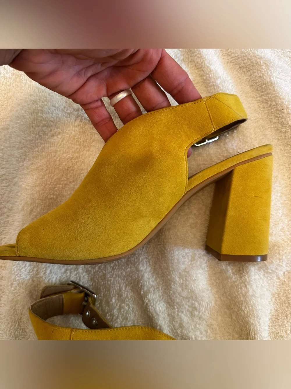 Brass Plum (BP) Yellow Suede Block Heel Slingback Sandals 7.5